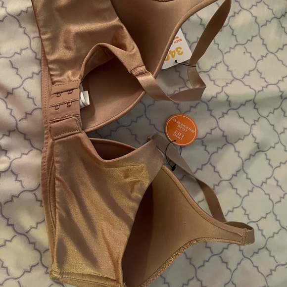 Warner’s bra 34C - Picture 2 of 4
